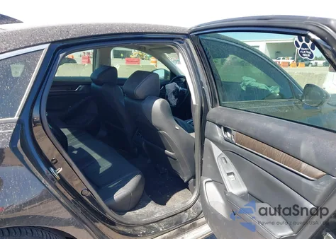 2019 Honda Accord Touring 2.0T z USA, uszkodzony, nr VIN 1HGCV2F96KA034782